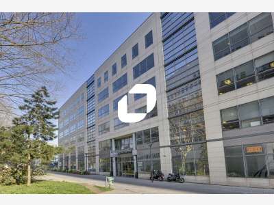 A louer Local commercial 3648m² Saint denis