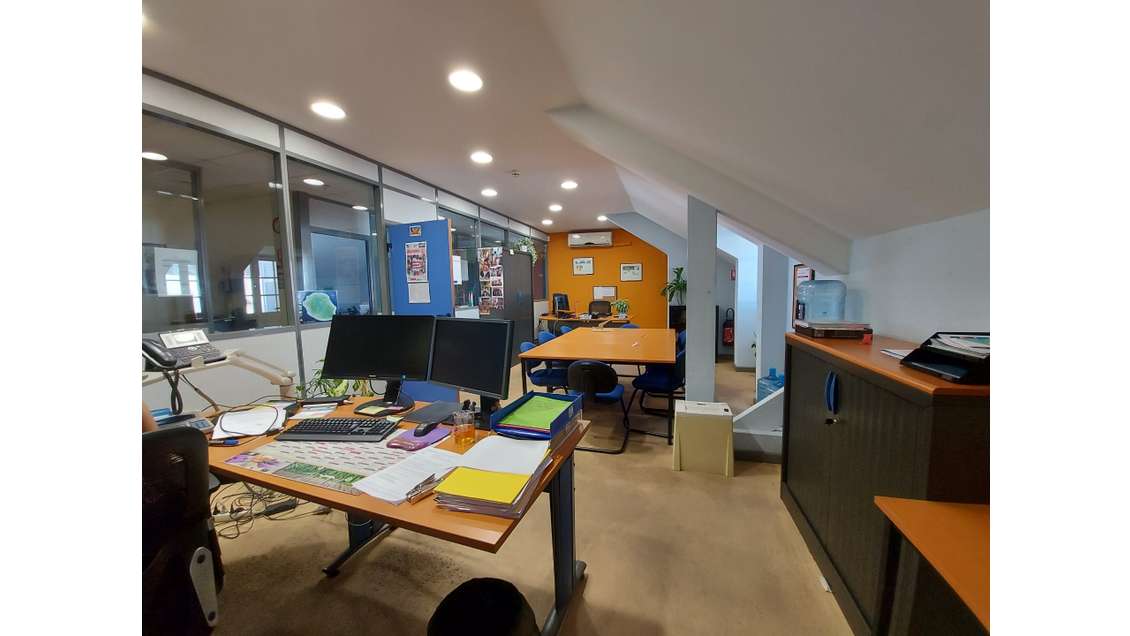 A louer bureau de 150m² à Saint-Denis Carré d'Or