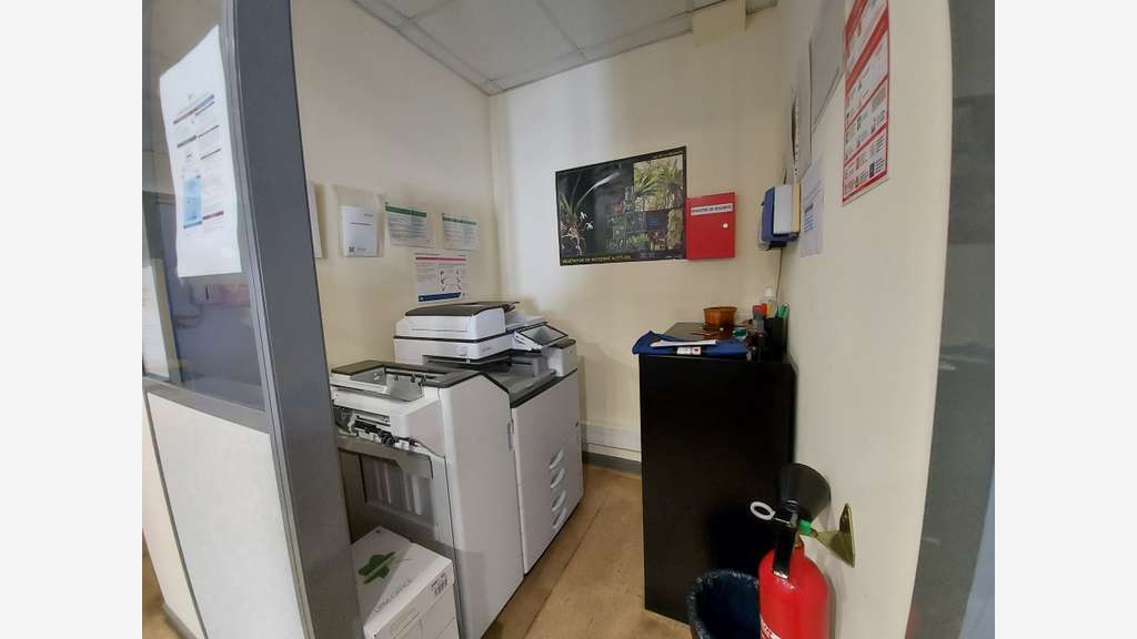 A louer bureau de 150m² à Saint-Denis Carré d'Or