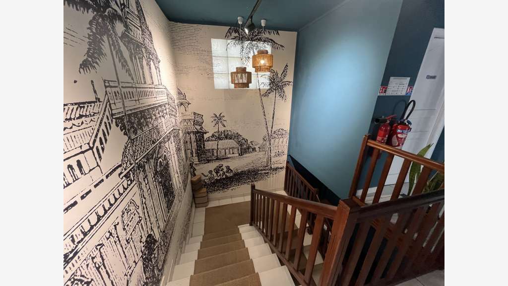Maison de ville F4 140 m² en location professionne