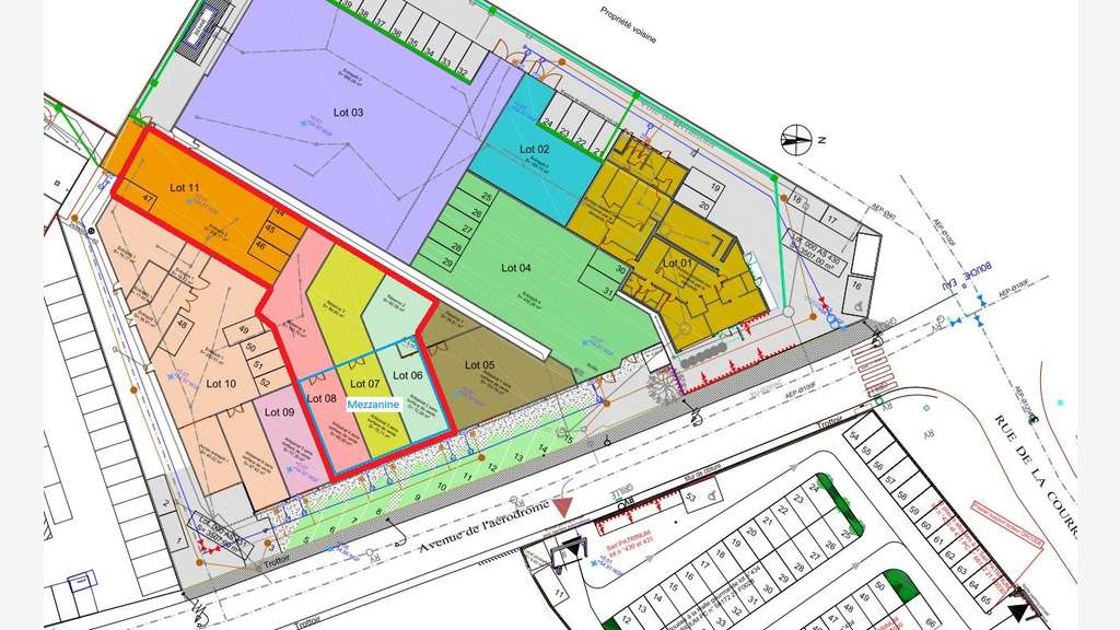 A louer local commercial 1000m² emp N°1 St-Esteve