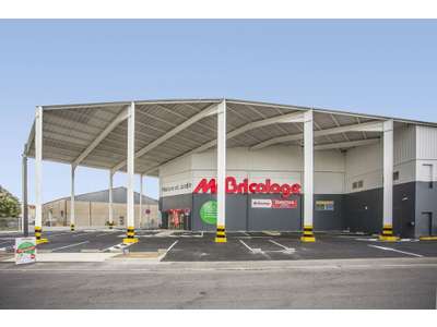 Location Locaux d'activités - Entrepôts à Saint-Estève