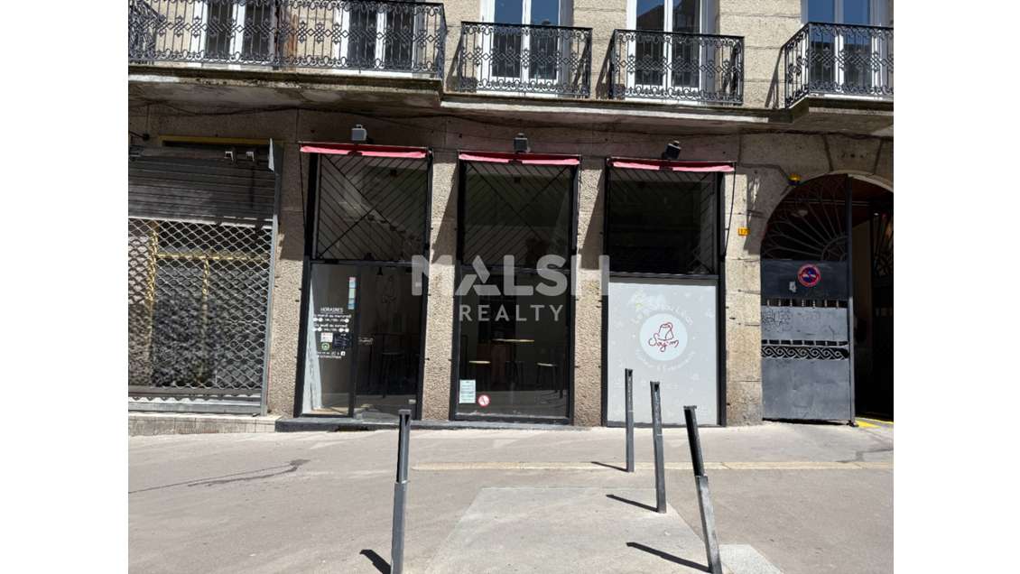 Local 53m² refait à neuf St Etienne, St Jacques