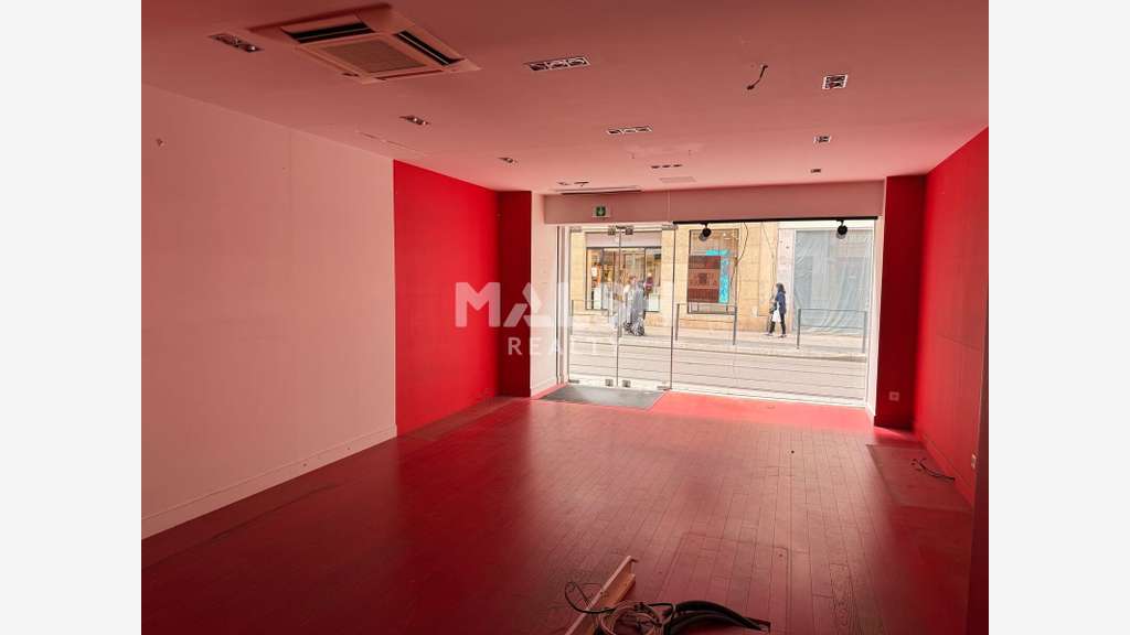 A louer local commercial 53m² Saint Etienne centre