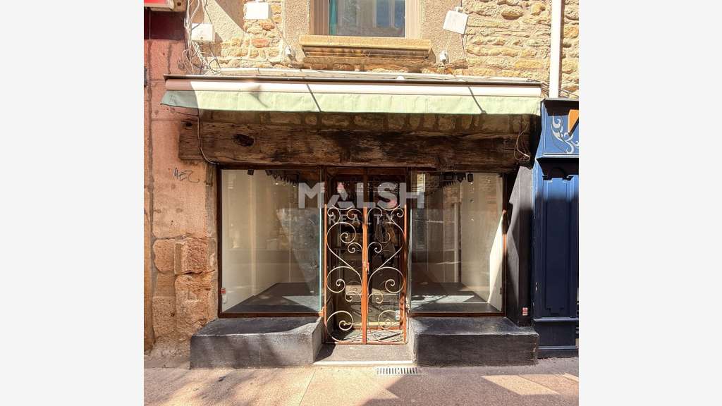 A louer local 30m² quartier commerçant St Etienne