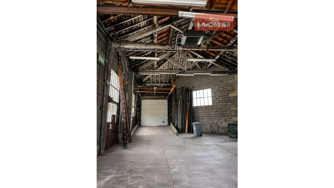 LOCAL ARTISAN 160m2 - Saint Etienne Secteur SUD