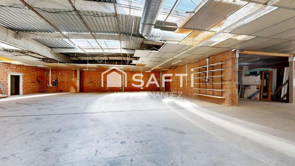 A louer bâtiment 1121m² accès PL à Saint-Gaudens