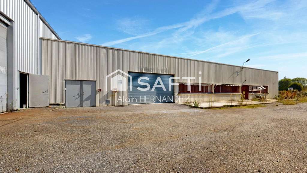 A louer bâtiment 1121m² accès PL à Saint-Gaudens