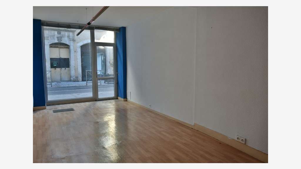 A louer local commercial 80m² à St Gaudens centre