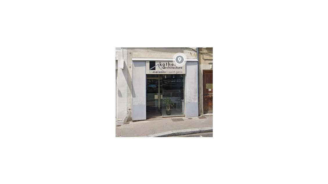 A louer local 36m² à Saint-Genis-Laval centre