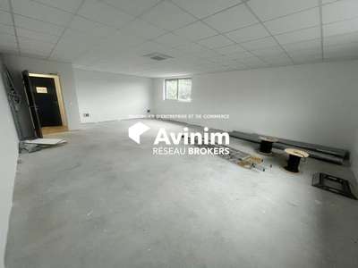 Local commercial 66m² R+1 Saint-Genis-Pouilly