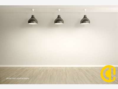 Loue local commercial de 1700m² en zc à Bourges