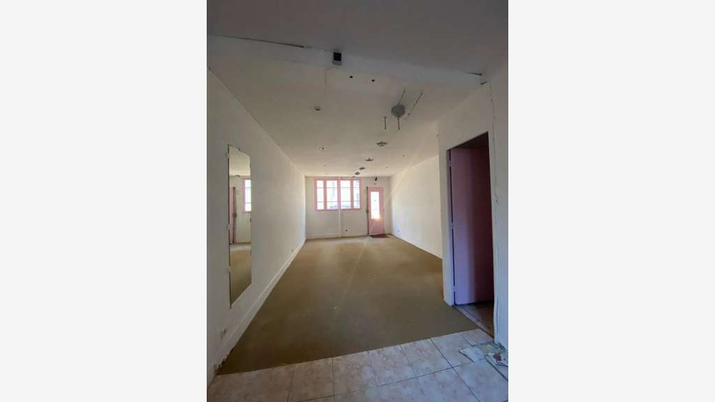 Loue local commercial 28m² Saint-Germain-en-Laye