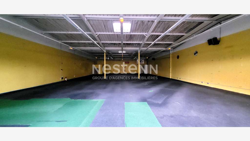 A louer cellule 444m² en zc Saint-Gervais-la-Forêt