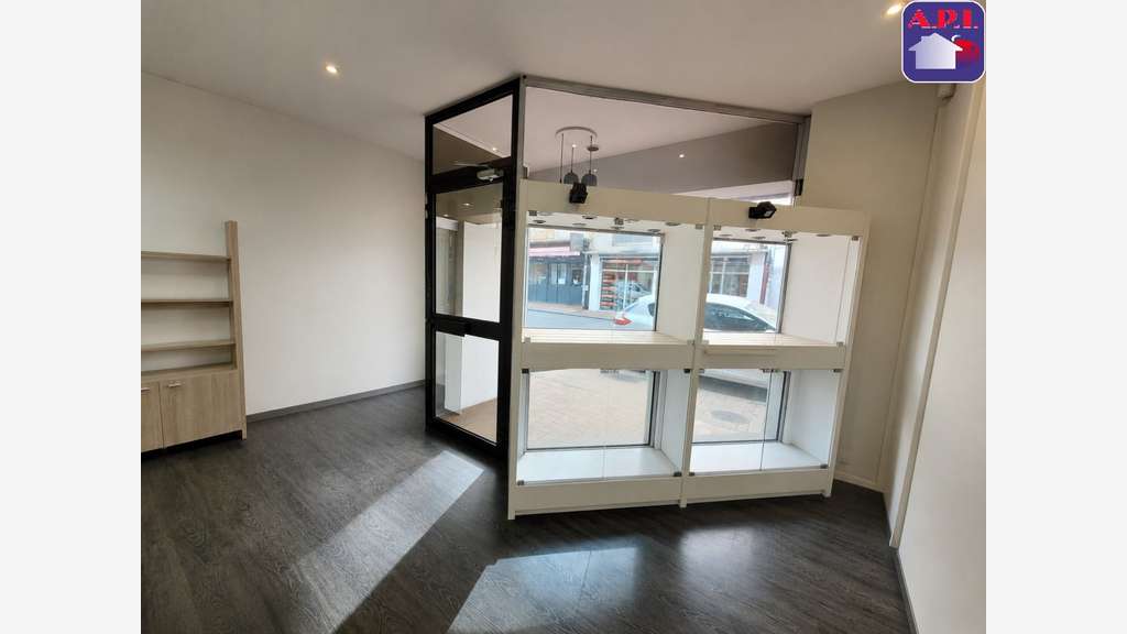 Loue local cial 20m² à St-Girons rue Villefranche