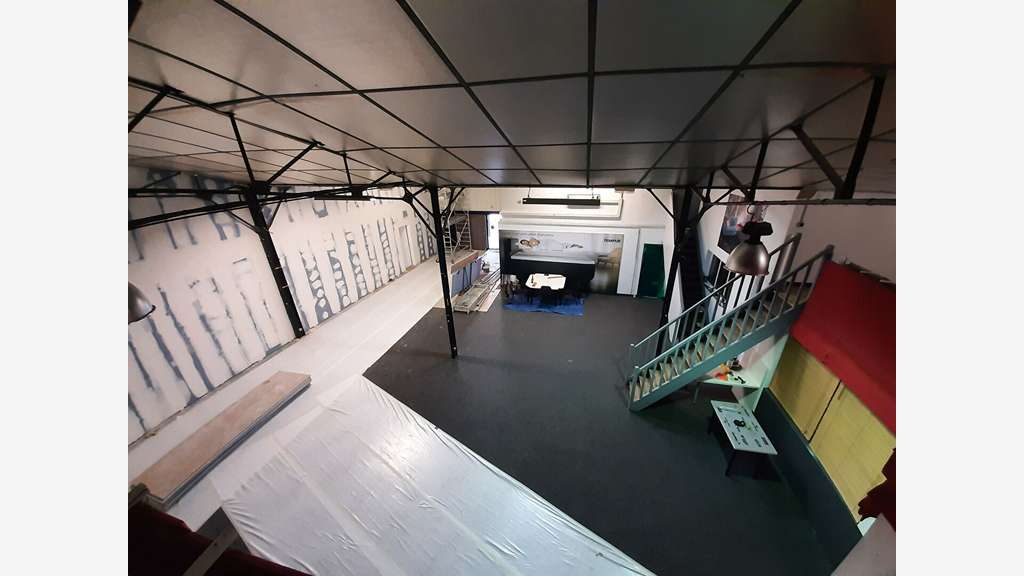 Loue local cial 300m² sur axe passant St Herblain