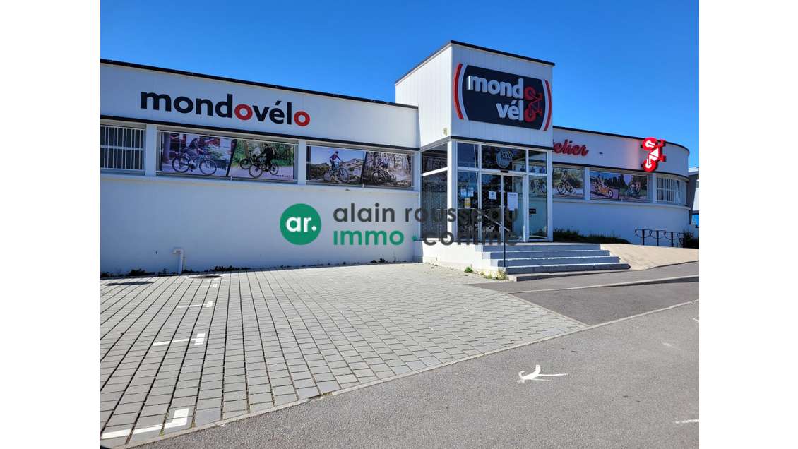 Local commercial 992m² à Saint-Herblain Atlantis