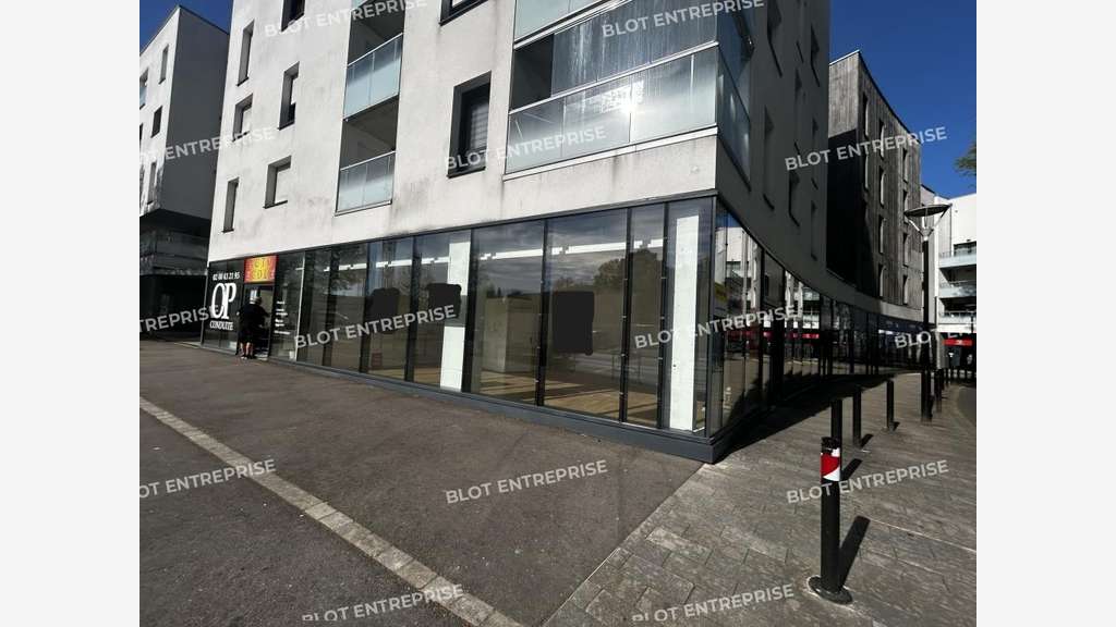 A louer locaux commerciaux 59m² à Saint Herblain