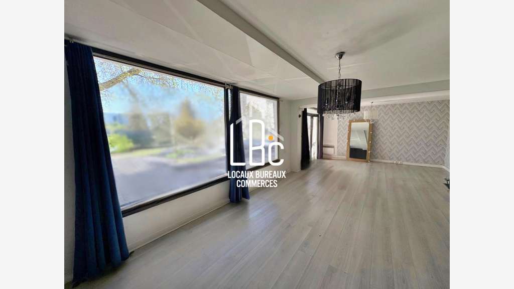 Local commercial 60 m²  à louer à Nantes