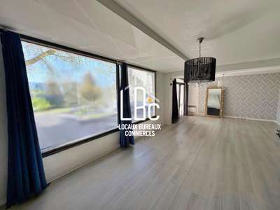 Local commercial 60 m²  à louer à Nantes