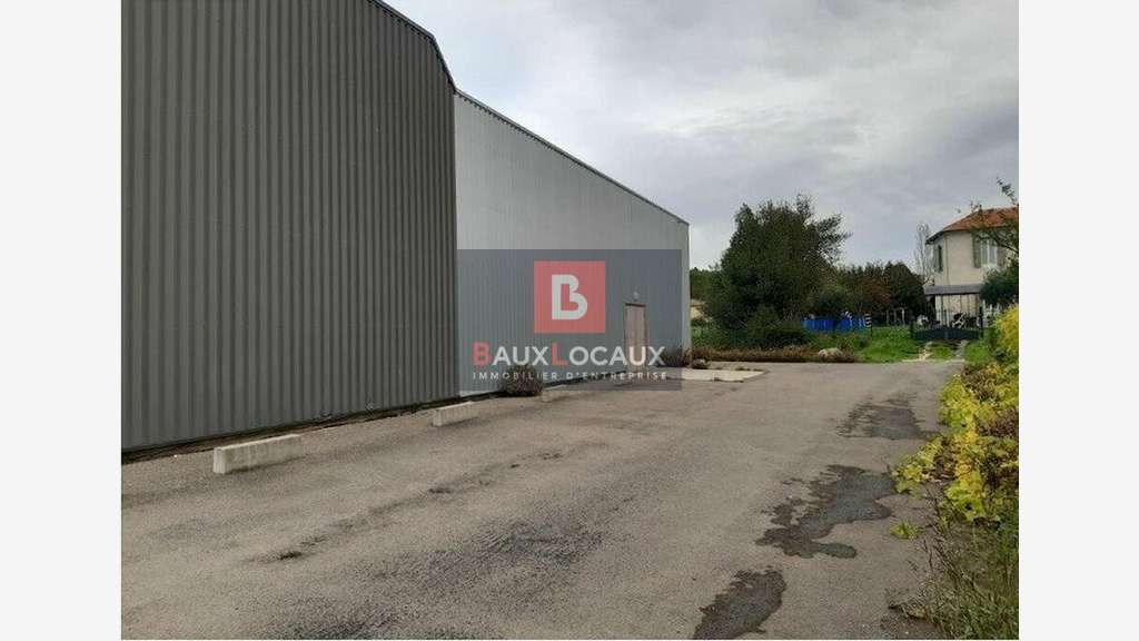Loue local commercial 600m² St-Hilaire-de-Brethmas