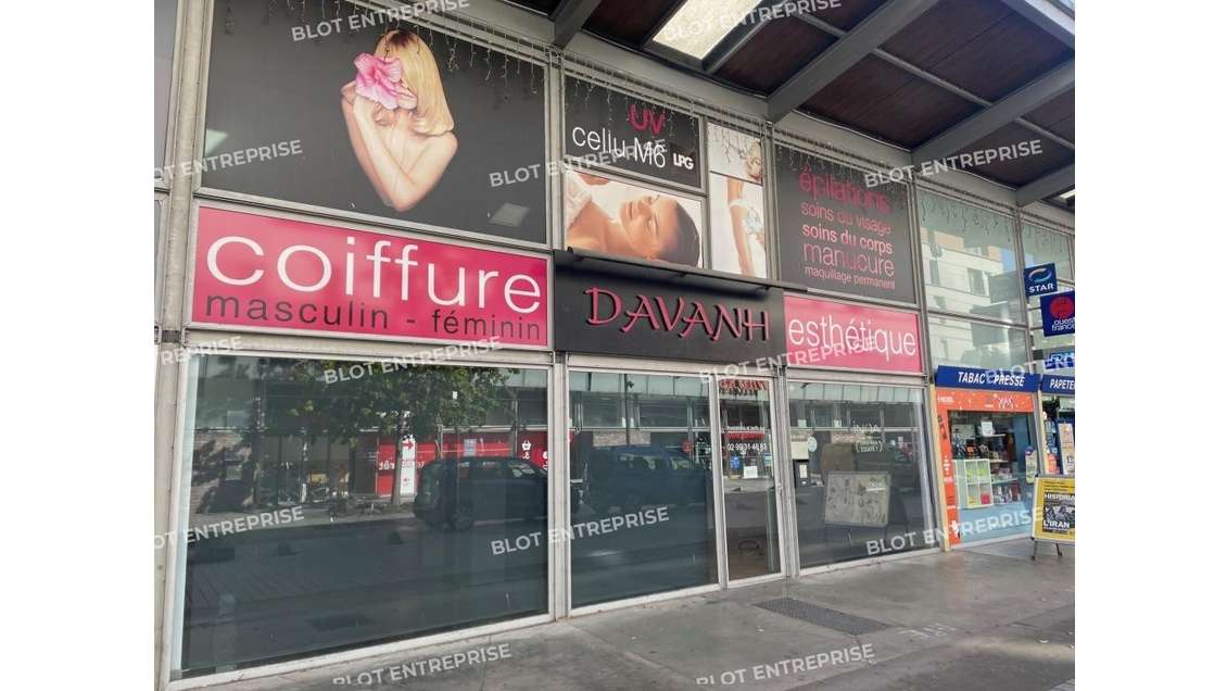 A louer local 186m² à Saint-Jacques-de-la-Lande