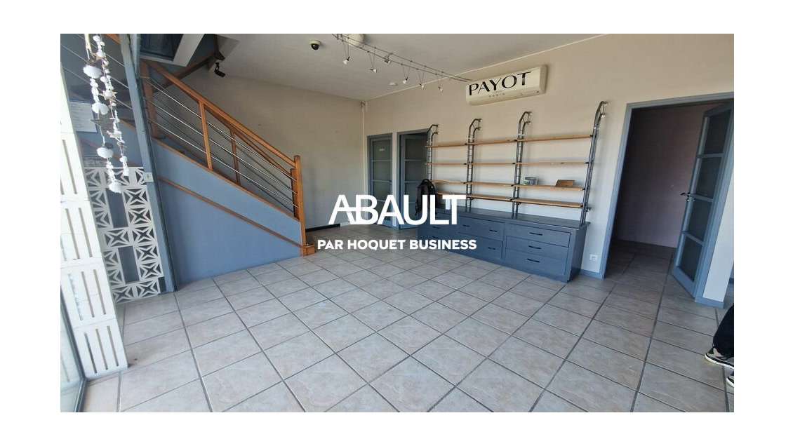 Local commercial de 100m² à louer à Saint-Jean