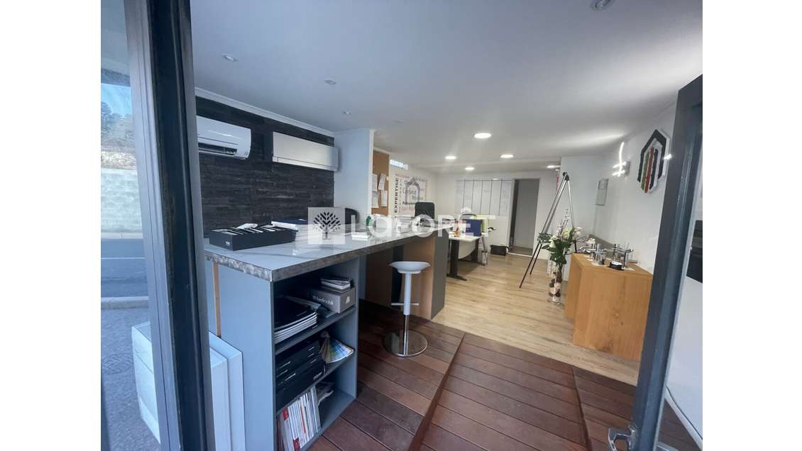 Loue local d'activité 40m² centre St Jean de Védas