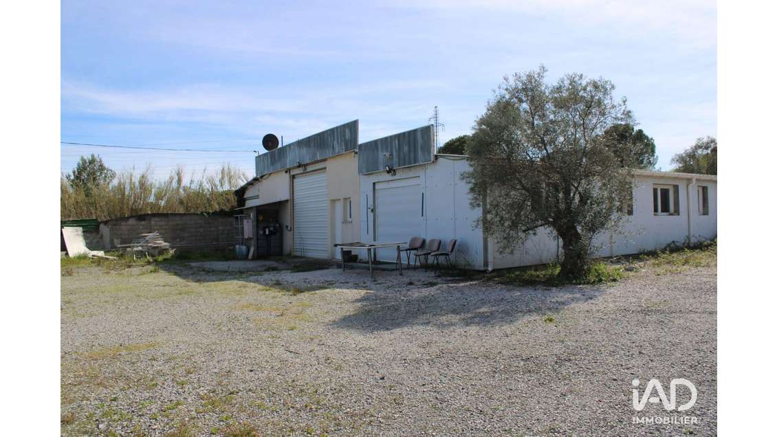 A louer local commercial à Saint-Jean-de-Védas