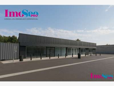 Local commercial 160m² à louer à St-Jean-d'Illac