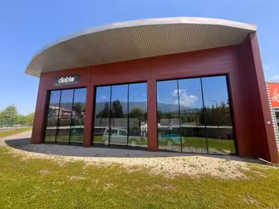 Local à louer 450m² à Saint-Jorioz