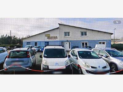 Local commercial 75.00m2 - ARTISANAL - 700 euros
