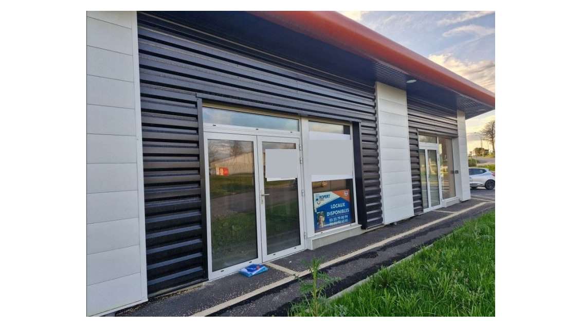 Cellule Commerciale à SAINT-JUNIEN !