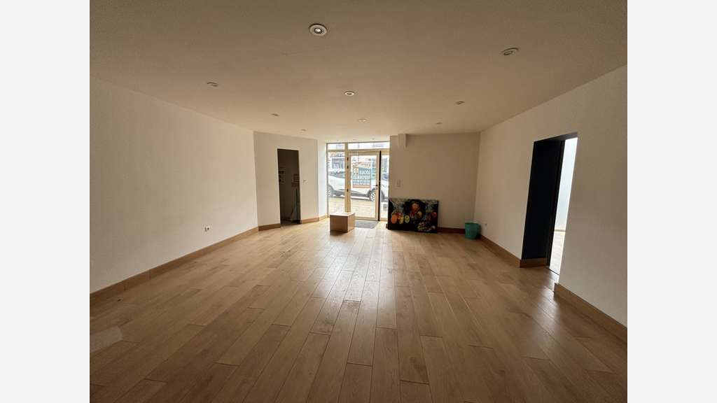 A louer local commercial 120m² à Saint-Junien
