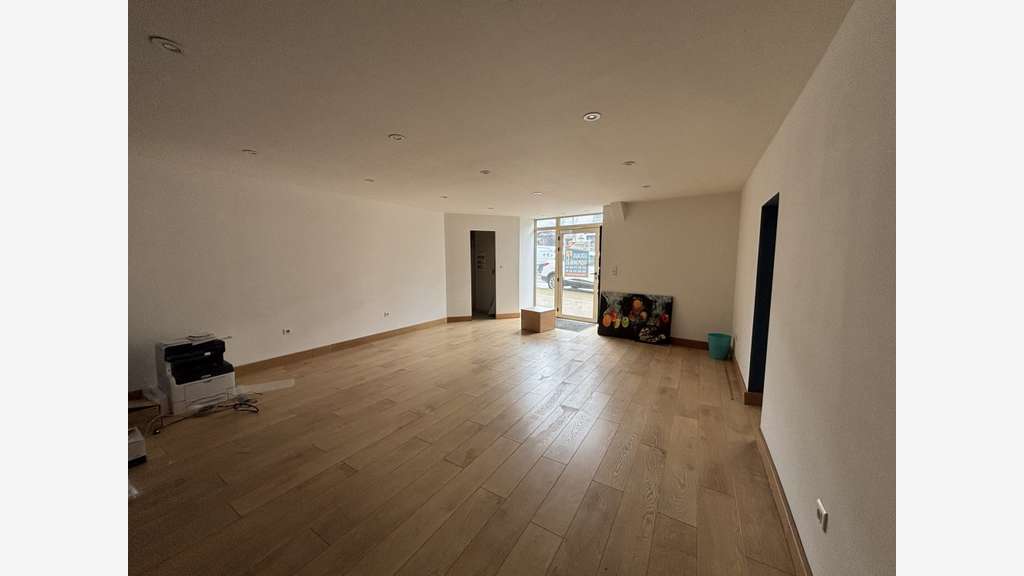A louer local commercial 120m² à Saint-Junien