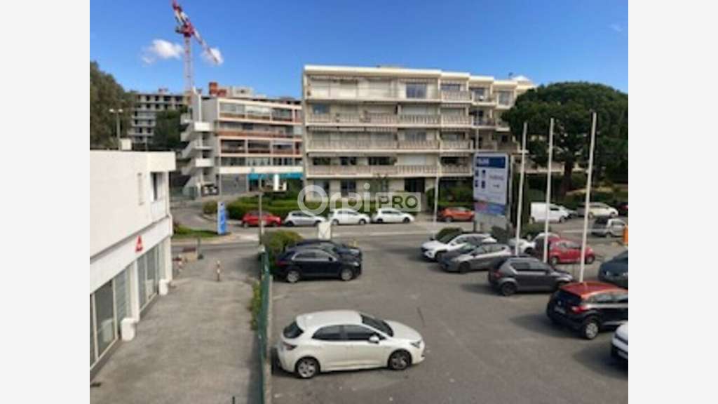 A louer espace de travail 460m² vue mer St-Laurent