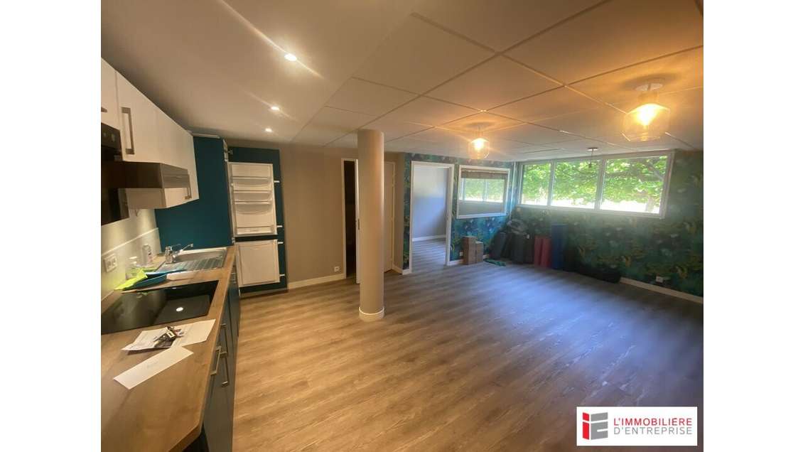 Location local commercial 40m² à Saint Malo