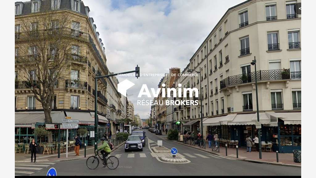 Location local commercial 50m² Saint-Mandé 
