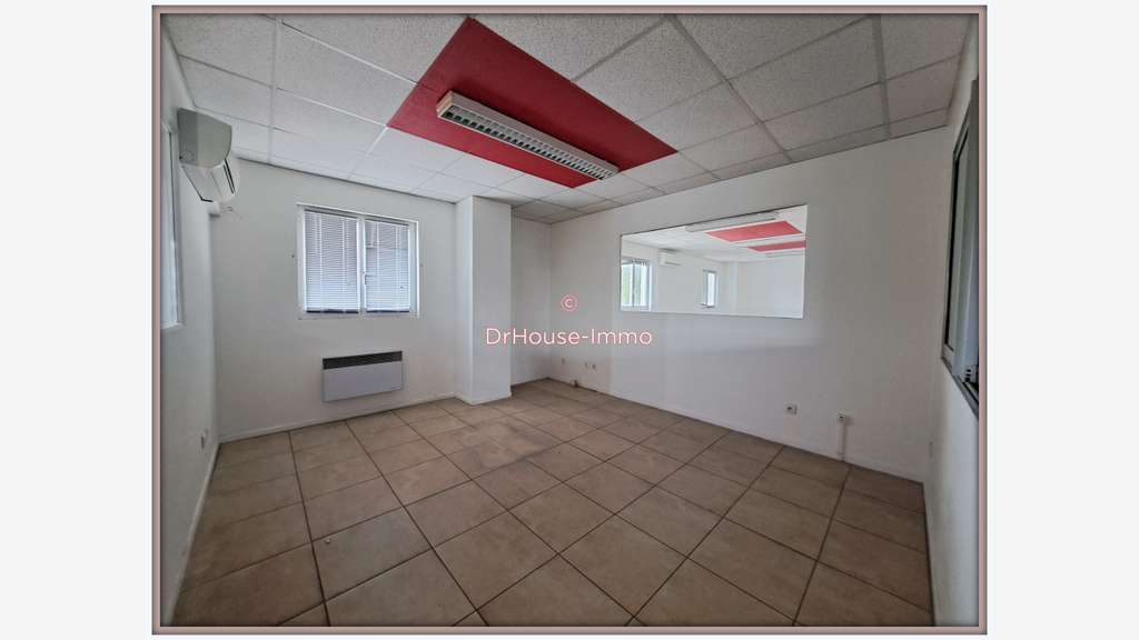 Local d'activités 690m² à Saint-Marcel-lès-Valence