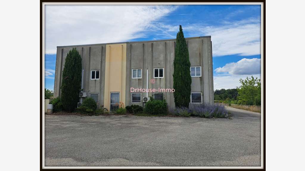 Local d'activités 690m² à Saint-Marcel-lès-Valence