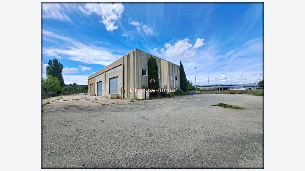 Local d'activités 690m² à Saint-Marcel-lès-Valence