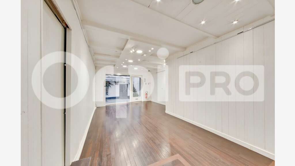 A louer local 28m² Saint-Martin-de-Ré Intra-muros