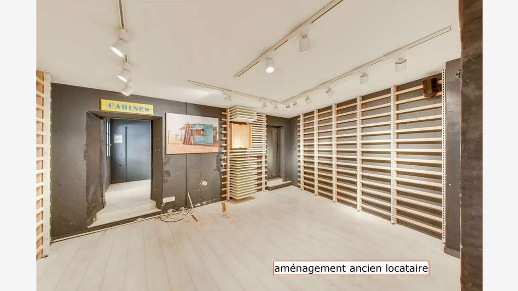 Local commercial 68 M2 rue piétonne, sur le Port