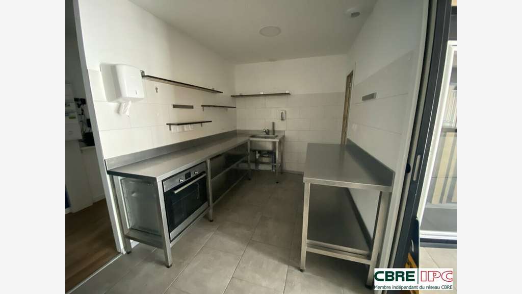 Loue local cial 68m² centre St Martin de Seignanx