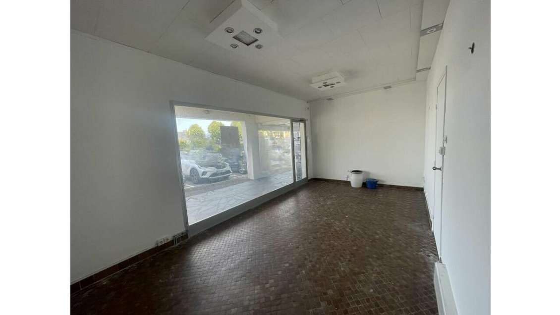 Location local de 25m² Saint-Martin-lez-Tatinghem
