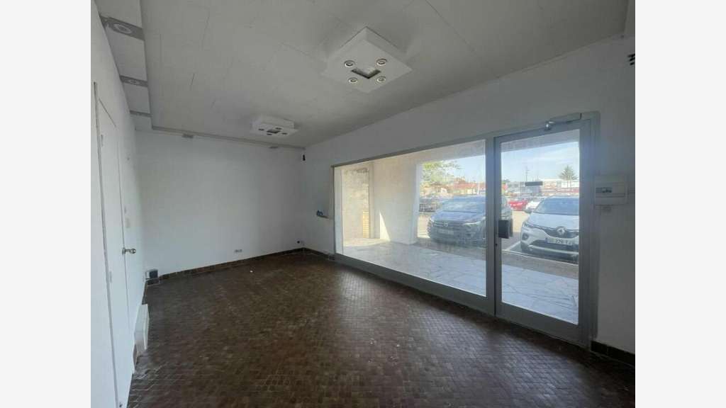 Location local de 25m² Saint-Martin-lez-Tatinghem