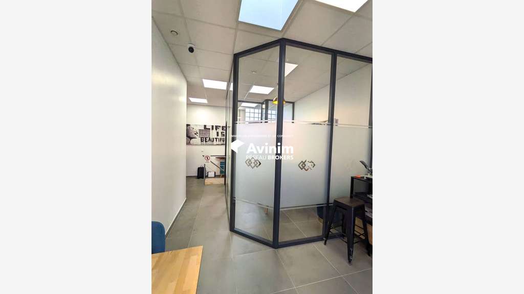 Local 90m² à louer sur Saint-Maur Créteil centre