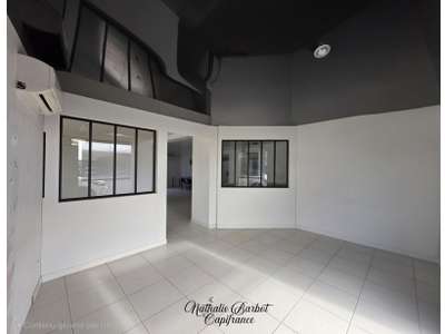 Location Locaux commerciaux - Boutiques à Saint-Memmie