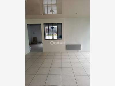 A louer local professionnel 141m² RDC Saint-Memmie
