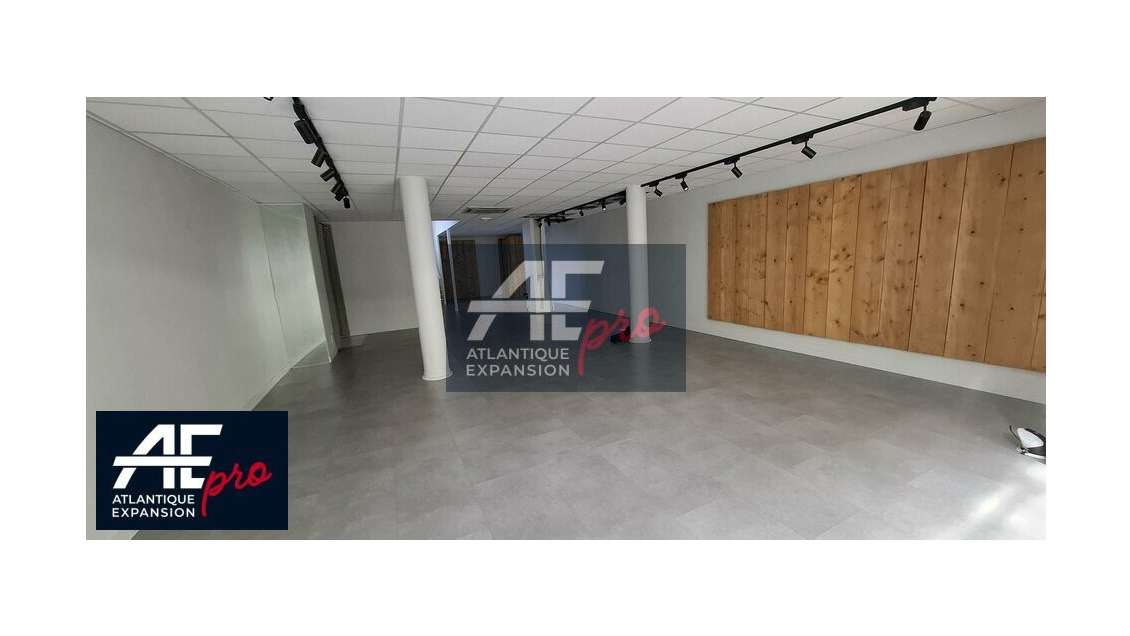 Local commercial 139m² à louer St Nazaire centre